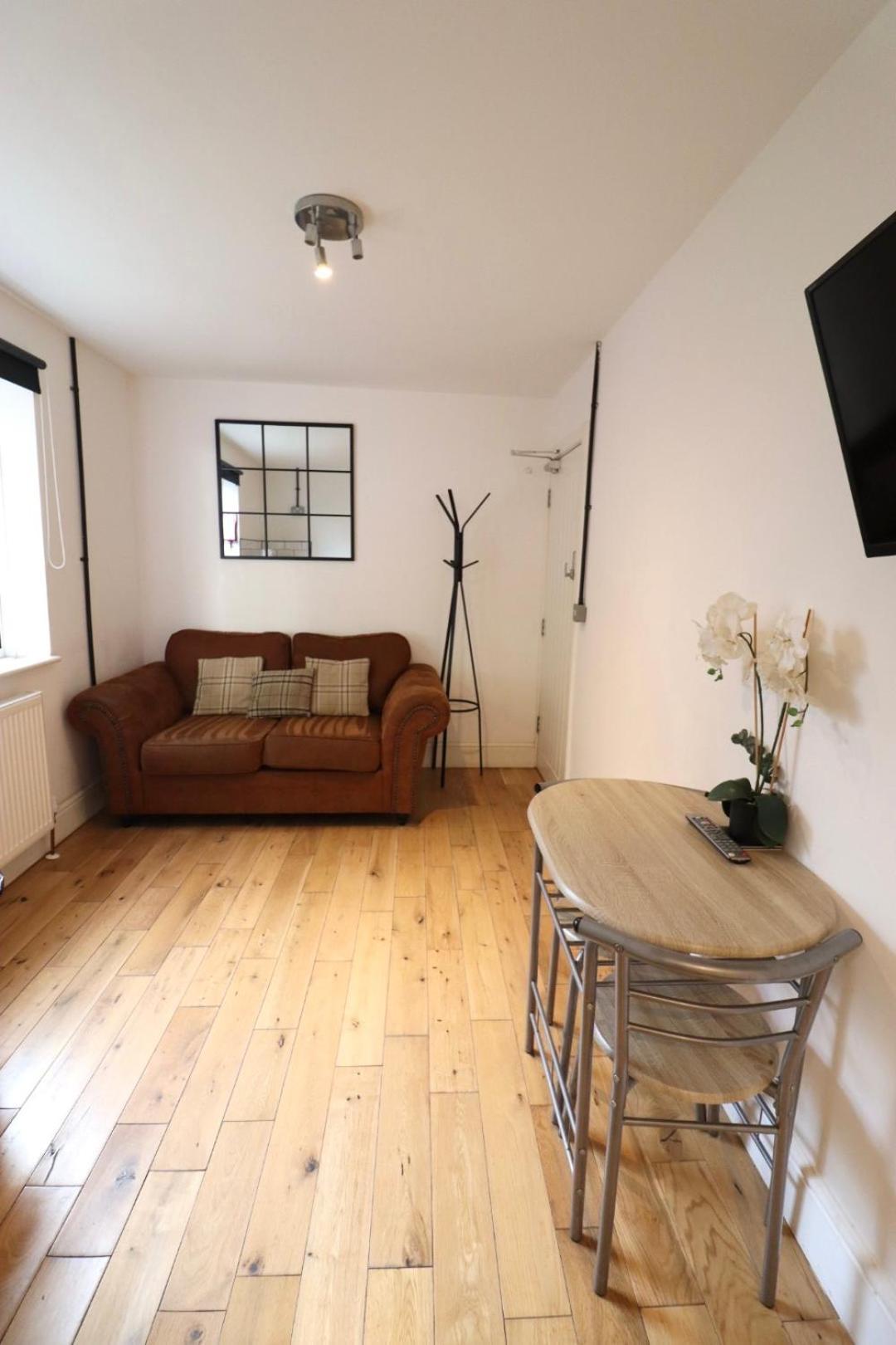 Apartmán Flat 4, 10 St John'S Bournemouth Exteriér fotografie